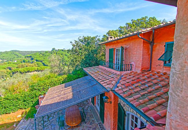 Villa in Magazzini - Villa Stefania Isola d'Elba Villa in Magazzini - Villa Stefania Isola d'Elba