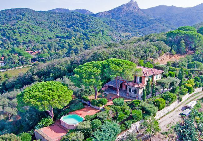 Villa in Magazzini - Villa Stefania Isola d'Elba Villa in Magazzini - Villa Stefania Isola d'Elba