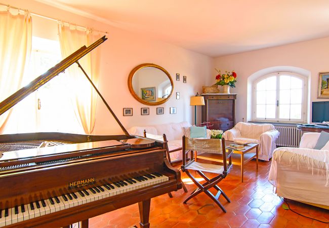 Villa in Magazzini - Villa Stefania Isola d'Elba Villa in Magazzini - Villa Stefania Isola d'Elba