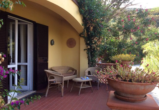 Ferienhaus in Portoferraio - Le Ginestre Isola d'Elba Ferienhaus in Portoferraio - Le Ginestre Isola d'Elba