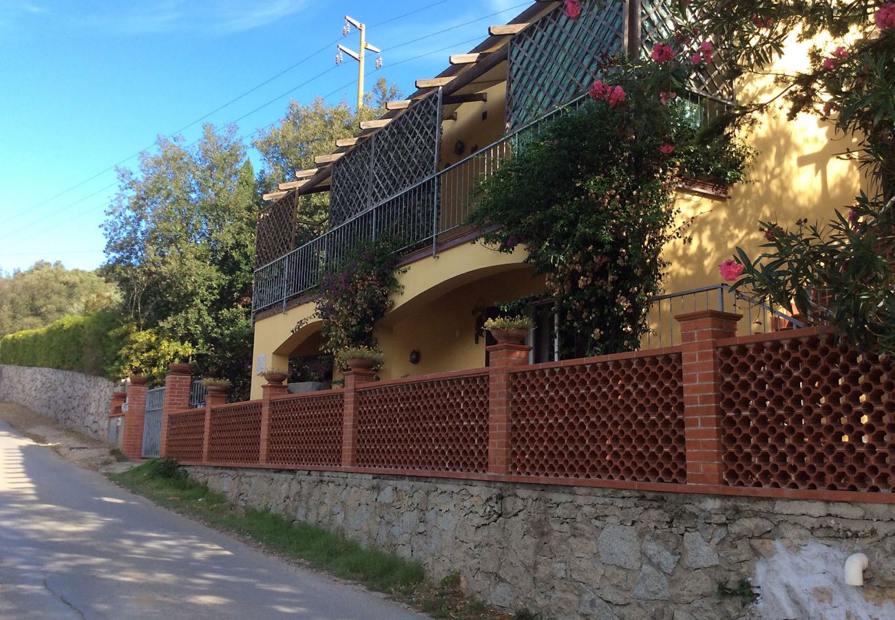 Ferienhaus in Portoferraio - Le Ginestre