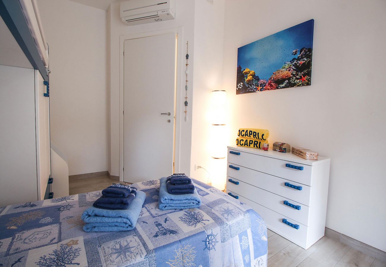 Marina di Grosseto - Wohnung L'Oblò - Das farbenfrohe Kinderzimmer