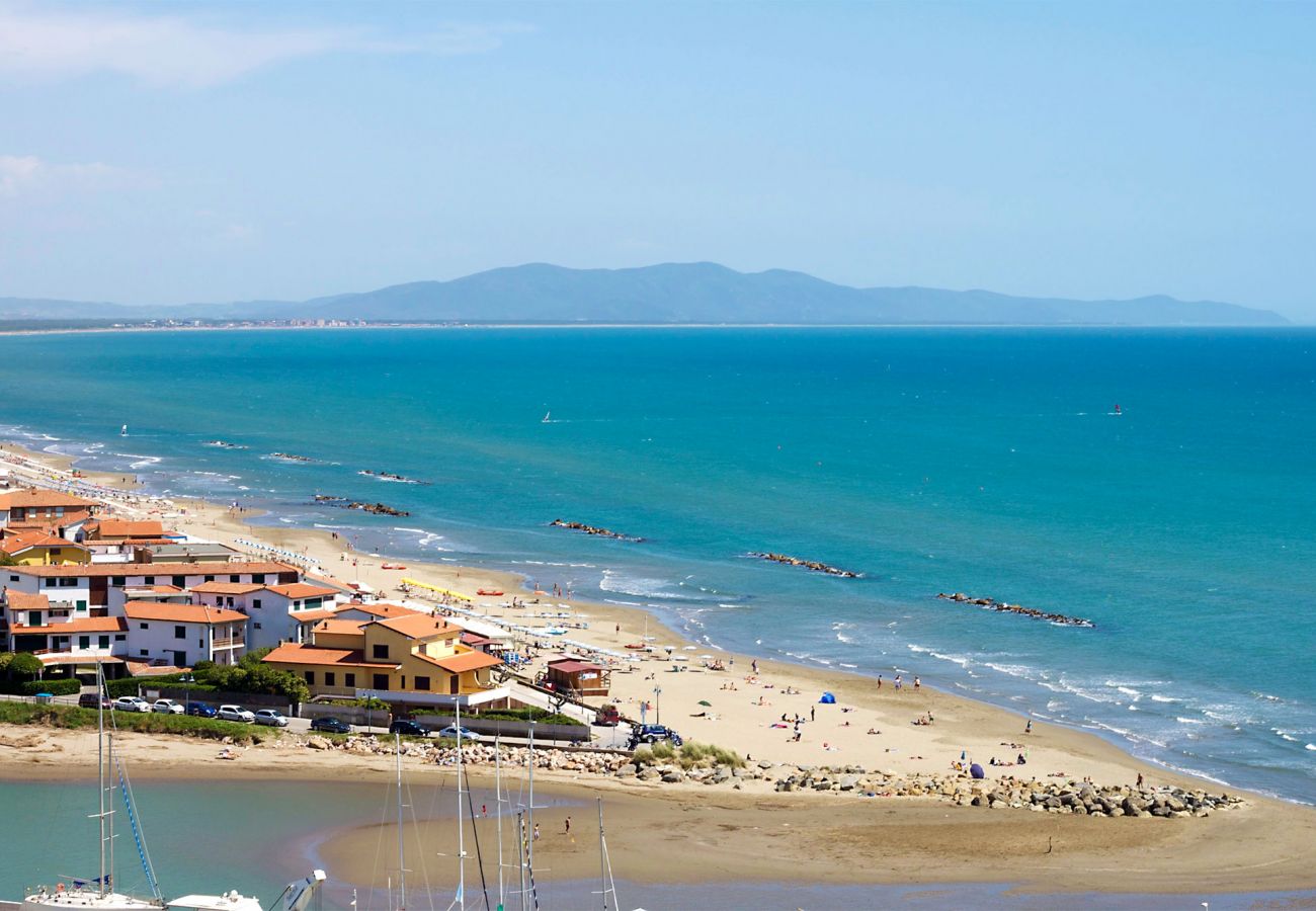 Castiglione della Pescaia - Blick auf das Argentario