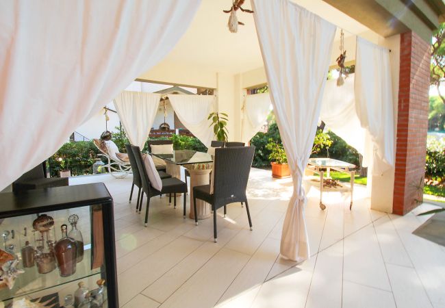Villa in Marina di Grosseto - Villa Gio-Dì con grande giardino Villa in Marina di Grosseto - Villa Gio-Dì con grande giardino