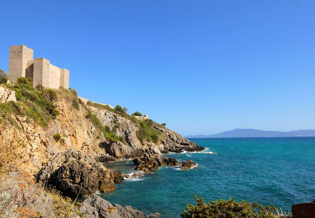 Ferienwohnung in Talamone - Appartamento Talamone - 100 metri dalla spiaggia Ferienwohnung in Talamone - Appartamento Talamone - 100 metri dalla spiaggia