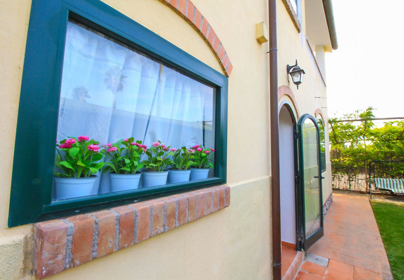 Chalet in Principina Terra - Villetta l'Oasi