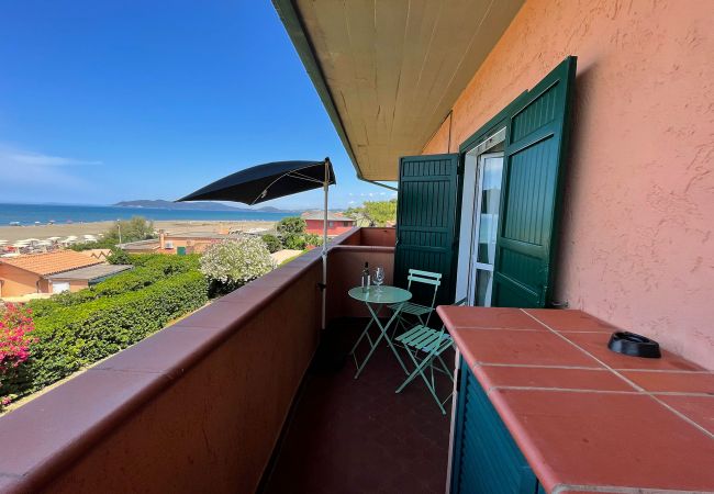 Wohnung direkt am Strand in der Toskana 