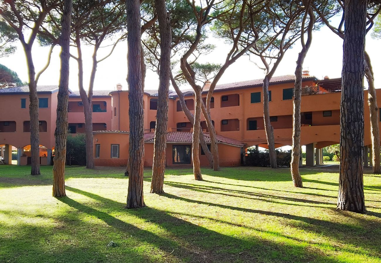 Giannella - Ferienwohnung  Il Germoglio - Der private Park