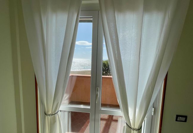 Ferienwohnung in Albinia - Appartamento La Ginestra sulla Spiaggia Ferienwohnung in Albinia - Appartamento La Ginestra sulla Spiaggia