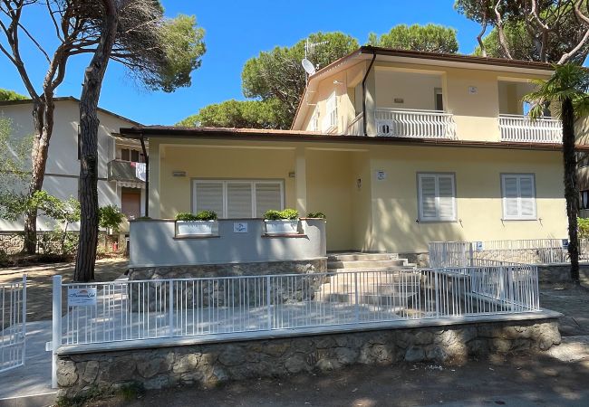 Ferienwohnung in Marina di Grosseto - Appartamento Giglio