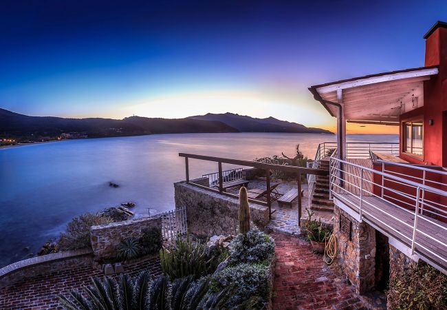 Villa in Portoferraio - The Boat