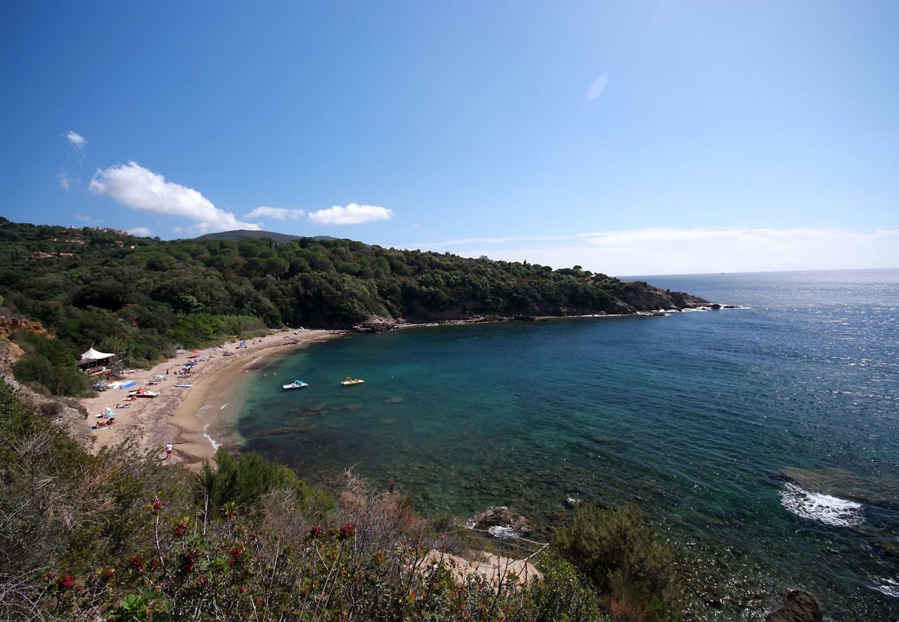 Chalet à Capoliveri - Villetta I Pini