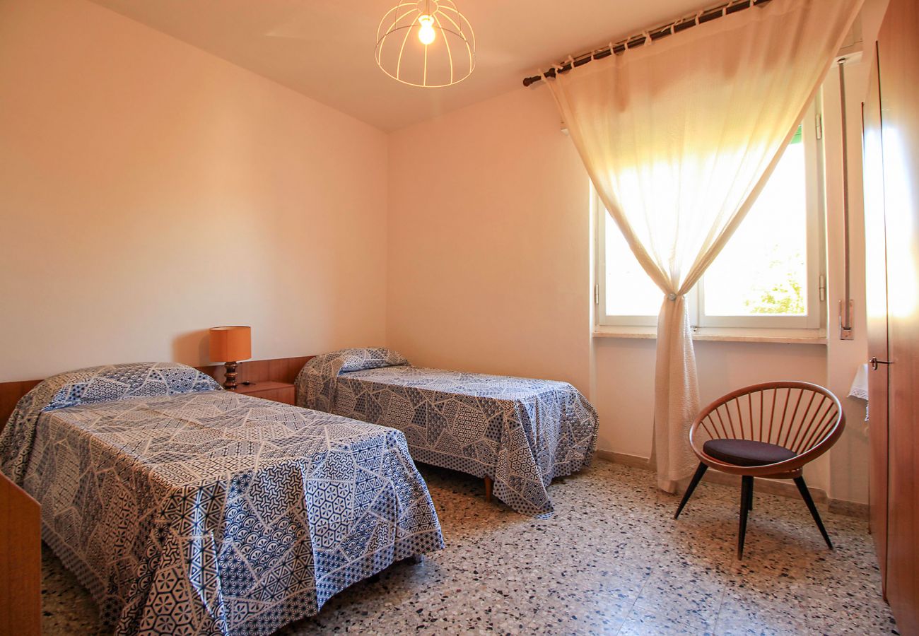 Castiglione della Pescaia - Appartement Anna - La deuxième chambre avec deux lits