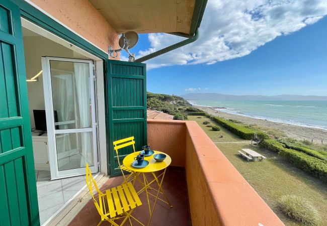 Appartement Ginestra directement sur la mer 