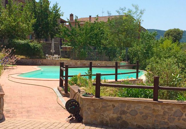 Villa a Pari - Villa Este con piscina Villa a Pari - Villa Este con piscina