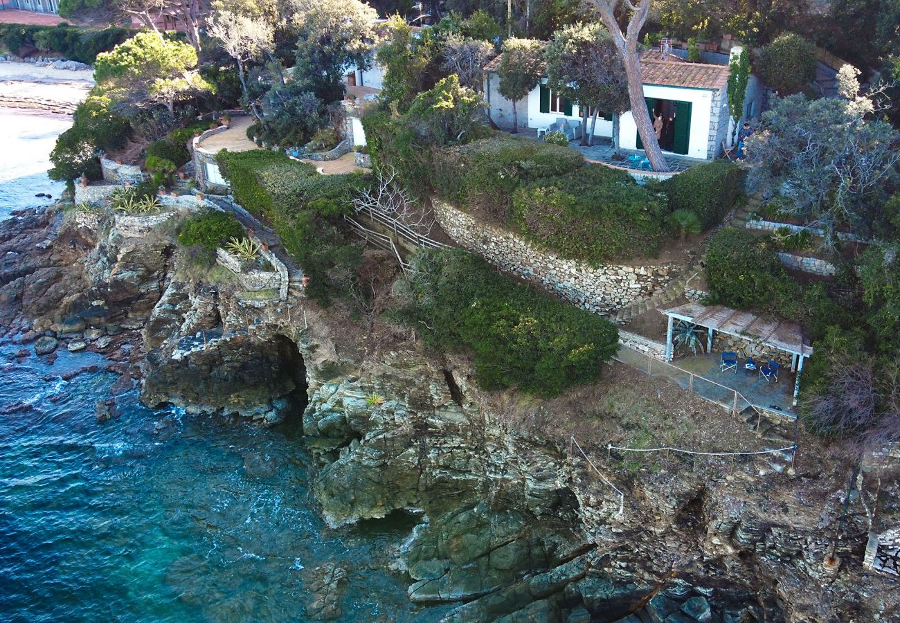 Villa a Procchio - Villa Lo Scoglio - Isola d'Elba