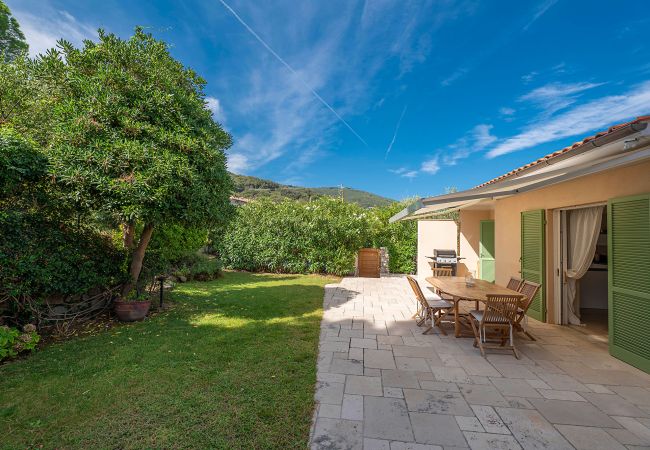 Villa a Procchio - Villa Ondina - Isola d'Elba Villa a Procchio - Villa Ondina - Isola d'Elba