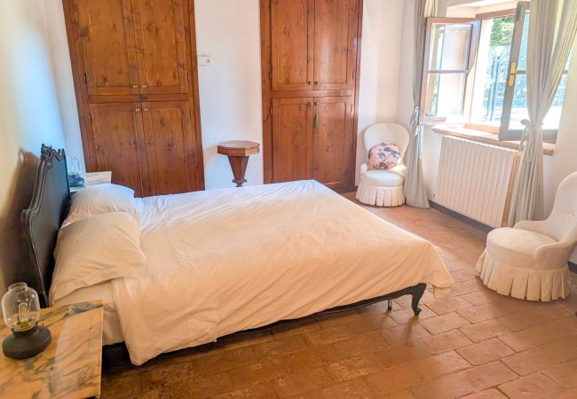 Villa a Suvereto - Villa Poggio al Coniglio a Suvereto con piscina Villa a Suvereto - Villa Poggio al Coniglio a Suvereto con piscina