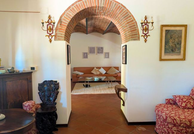 Villa a Suvereto - Villa Poggio al Coniglio a Suvereto con piscina Villa a Suvereto - Villa Poggio al Coniglio a Suvereto con piscina