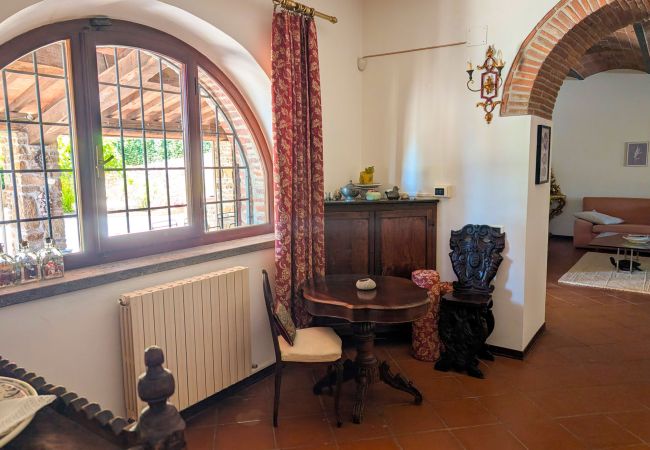 Villa a Suvereto - Villa Poggio al Coniglio a Suvereto con piscina Villa a Suvereto - Villa Poggio al Coniglio a Suvereto con piscina