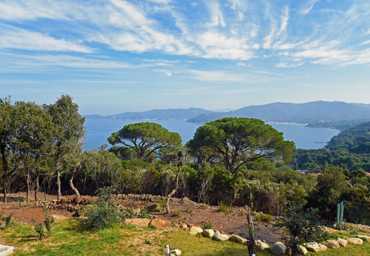 Villa a Marciana Marina - Villa Laura Isola d'Elba con vista mare
