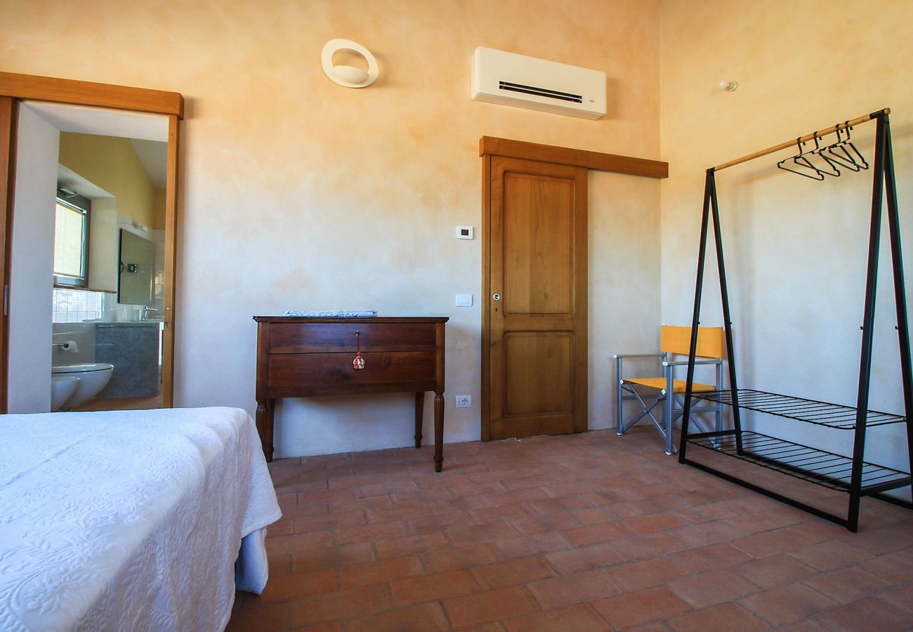 Casa a Magliano in Toscana - La Centurina con vista panoramica