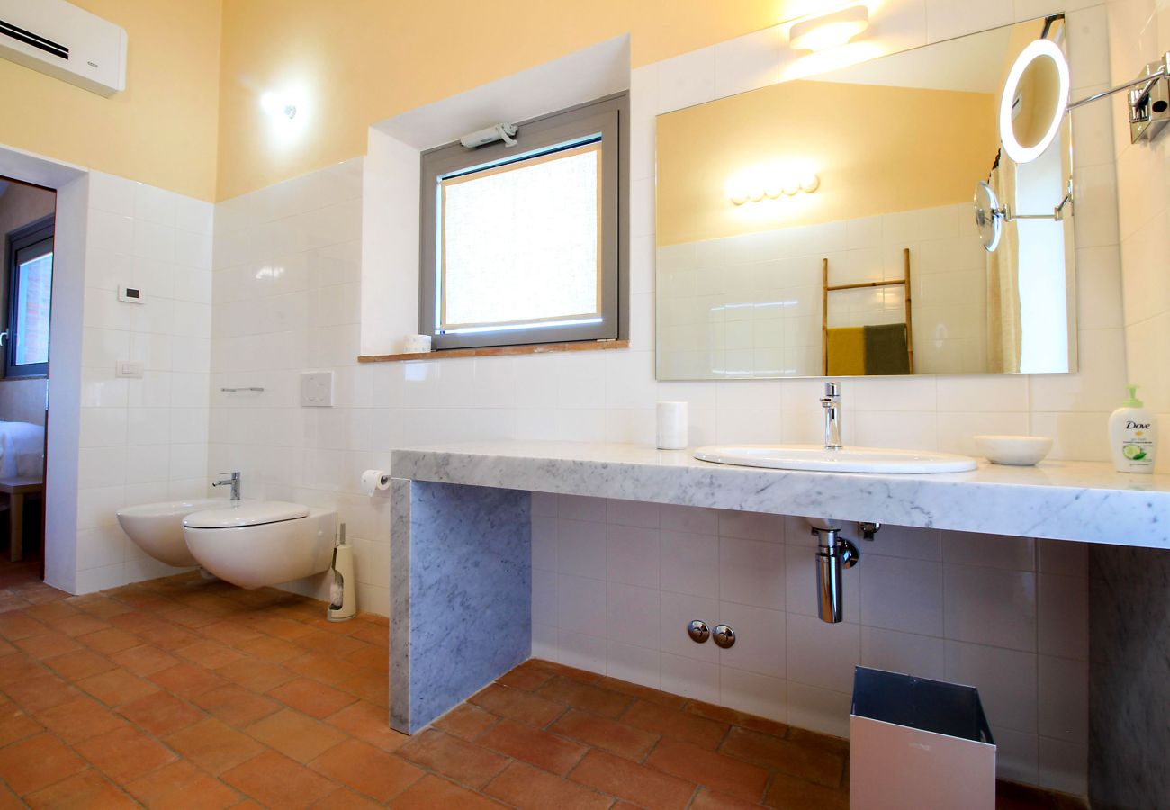 Casa a Magliano in Toscana - La Centurina con vista panoramica