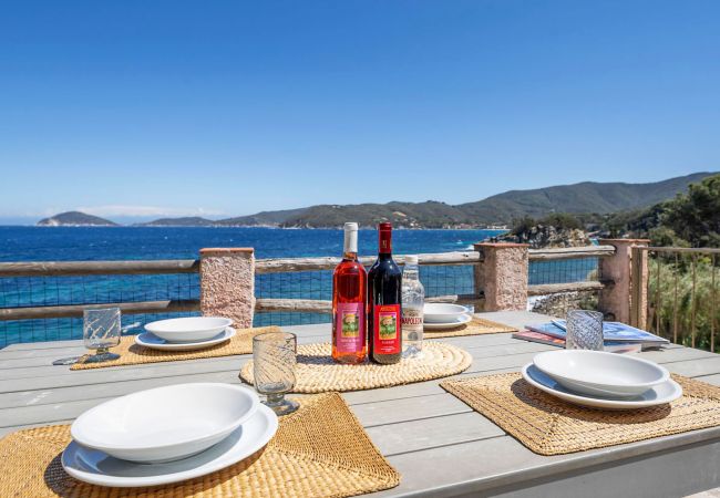 Villa in Marciana Marina - Casa Rosa di Redinoce Isola d'Elba Villa in Marciana Marina - Casa Rosa di Redinoce Isola d'Elba