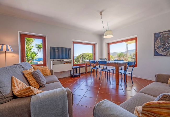 Villa in Marciana Marina - Casa Rosa di Redinoce Isola d'Elba Villa in Marciana Marina - Casa Rosa di Redinoce Isola d'Elba