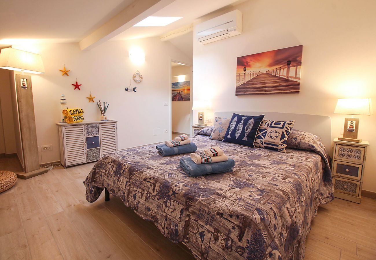 Marina di Grosseto - Il Timone Apartment - The bedroom on the second floor