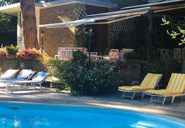 Villa in Punta Ala - Villa La Sugheretta a Punta Ala con piscina Villa in Punta Ala - Villa La Sugheretta a Punta Ala con piscina