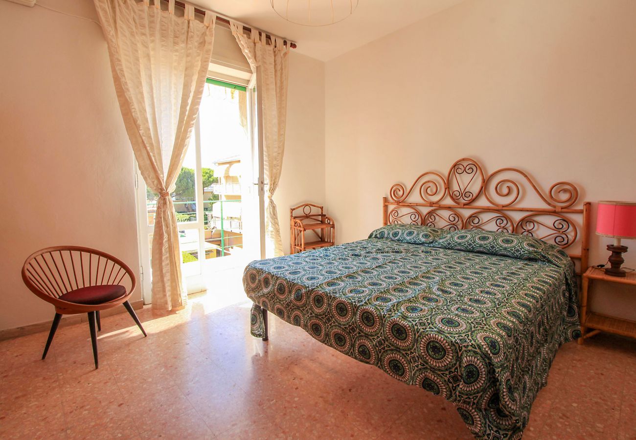 Castiglione della Pescaia - Anna Apartment - The master bedroom