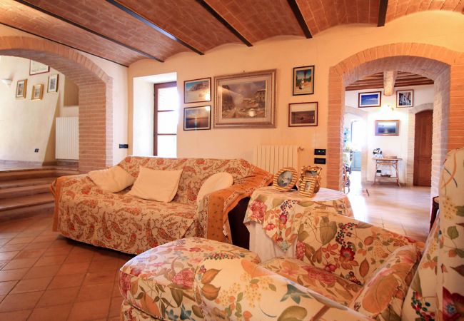 Villa in Pari - Villa Este con piscina Villa in Pari - Villa Este con piscina