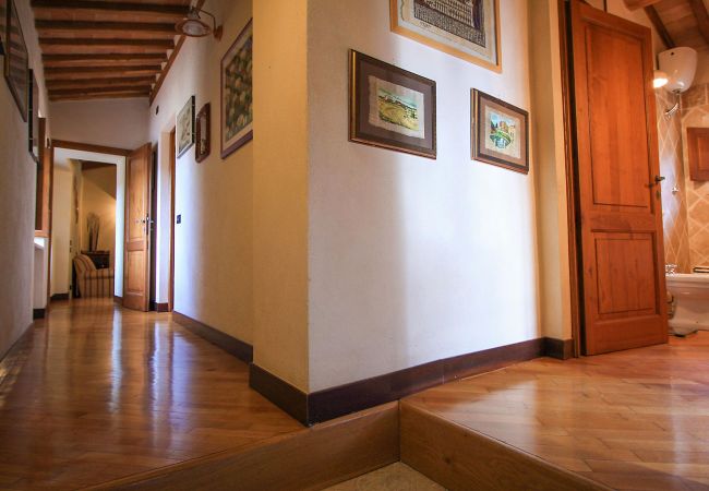 Villa in Pari - Villa Este con piscina Villa in Pari - Villa Este con piscina