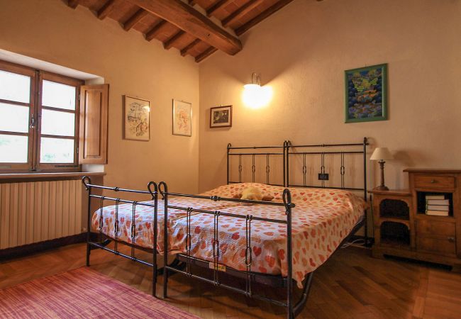 Villa in Pari - Villa Este con piscina Villa in Pari - Villa Este con piscina