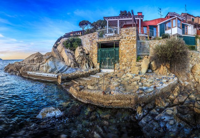 Villa in Portoferraio - The Boat Isola d'Elba Villa in Portoferraio - The Boat Isola d'Elba