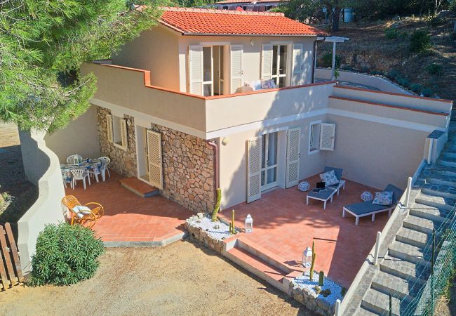 Chalet in Capoliveri - Villetta Le Pitte - Isola d'Elba Chalet in Capoliveri - Villetta Le Pitte - Isola d'Elba