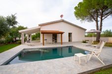 Villa in Scarlino - Villa Flo with pool