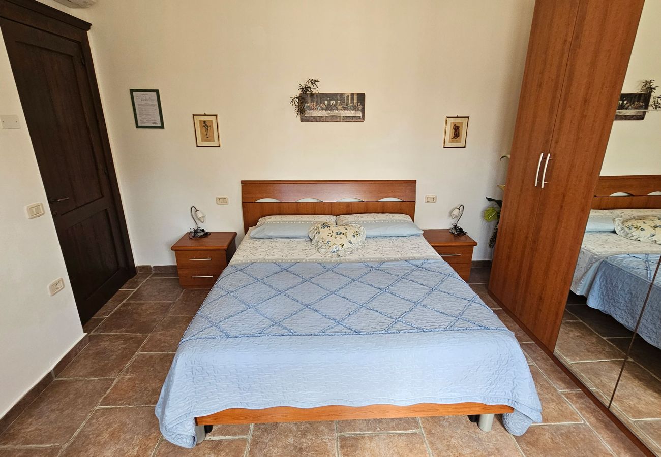 Apartment in Scansano - Apartment Roggiano Tuscan countryside with pool