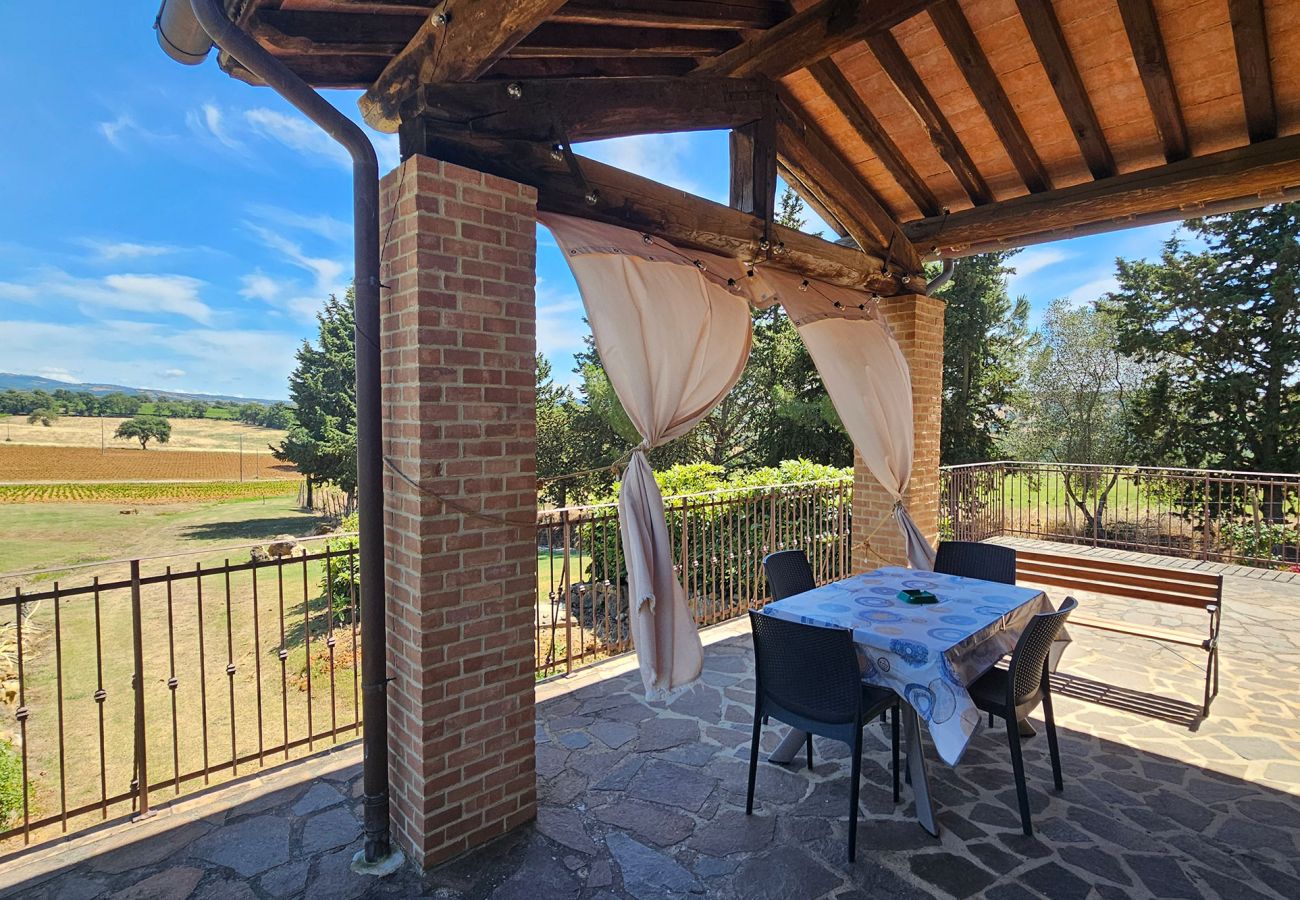 Apartment in Scansano - Apartment Roggiano Tuscan countryside with pool